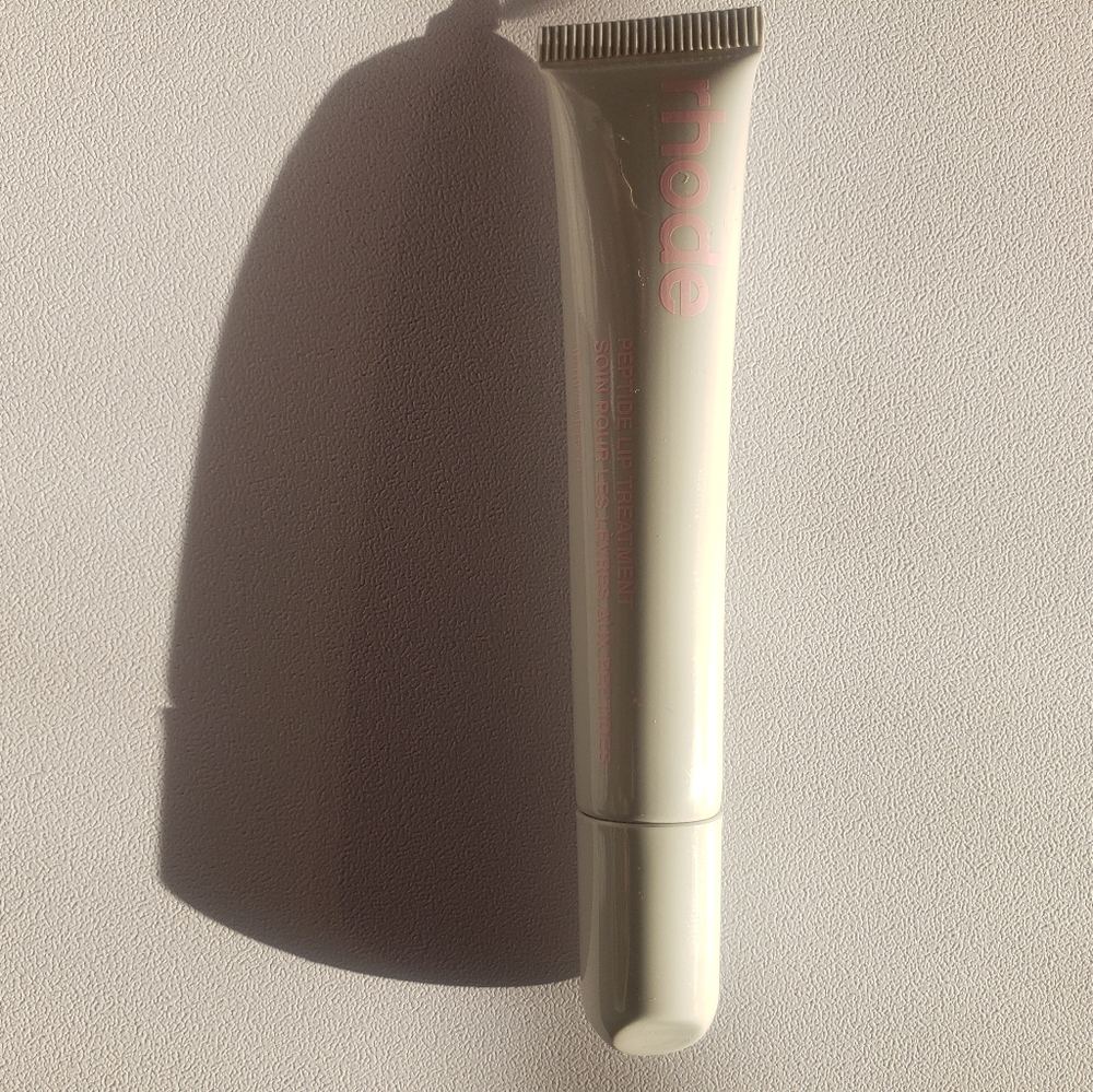 New Rhode Lip Gloss Peptide